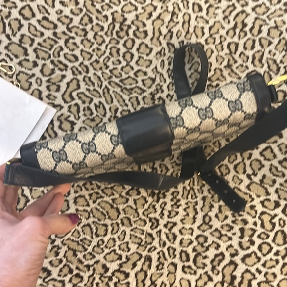 Vintage Gucci is excellent condition - Picture 7 of 13